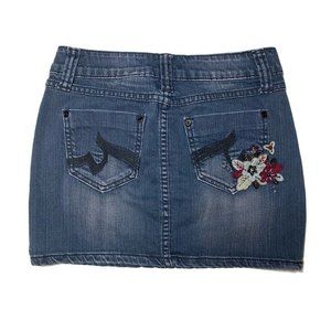 ZD Denim Stretch Skirt with Embroidery on Back Pocket & Floral Size 0 Blue